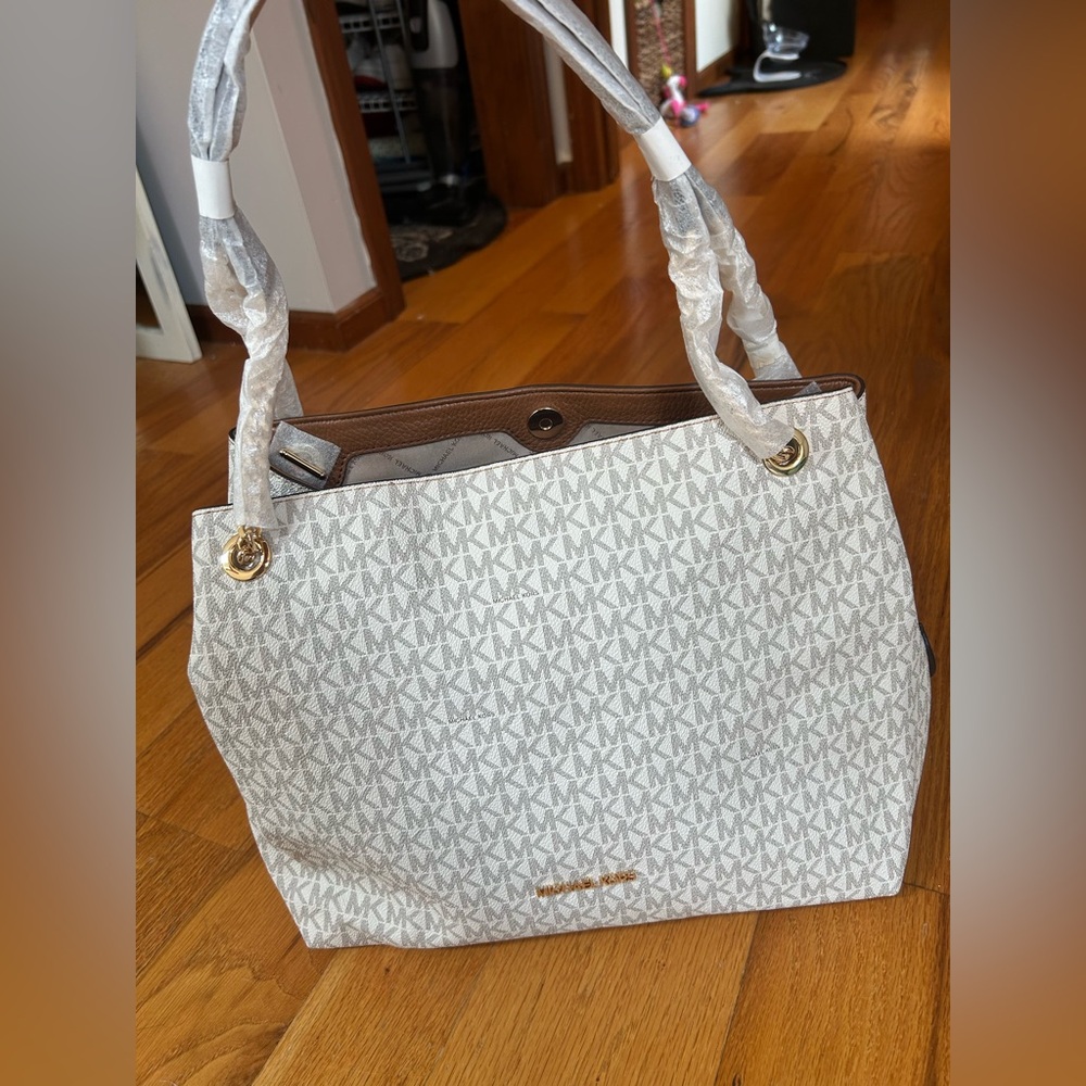 MICHAEL KORS NWT